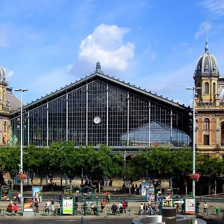 Szondi Corner Apartamento *