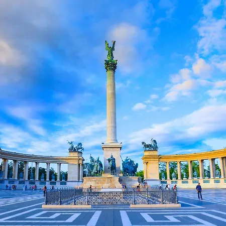 Szondi Corner Apartamento